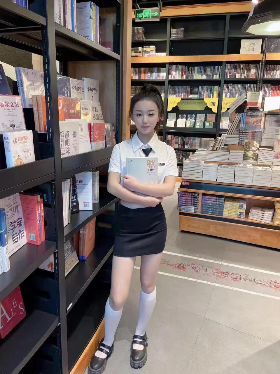 皮肤好滑，干完后有点意犹未尽。