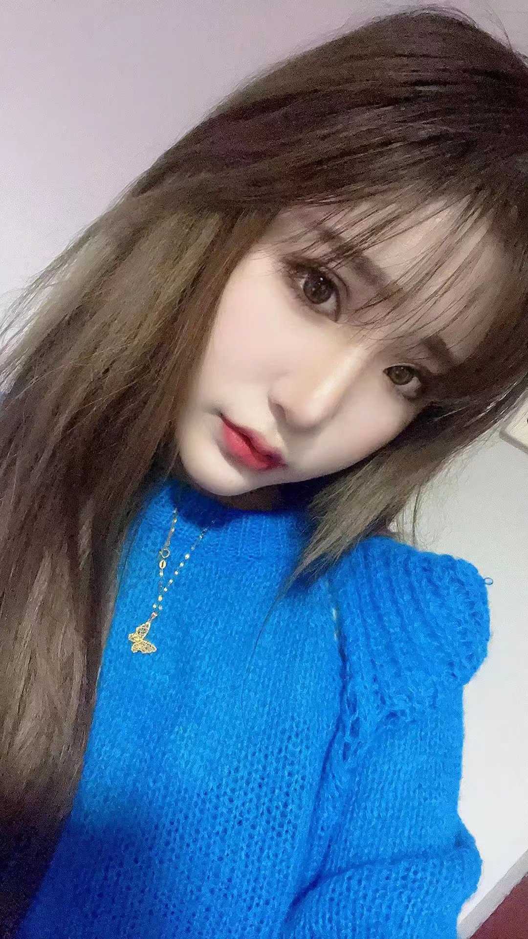 芳宝宝，特别像黑暗萝莉大美