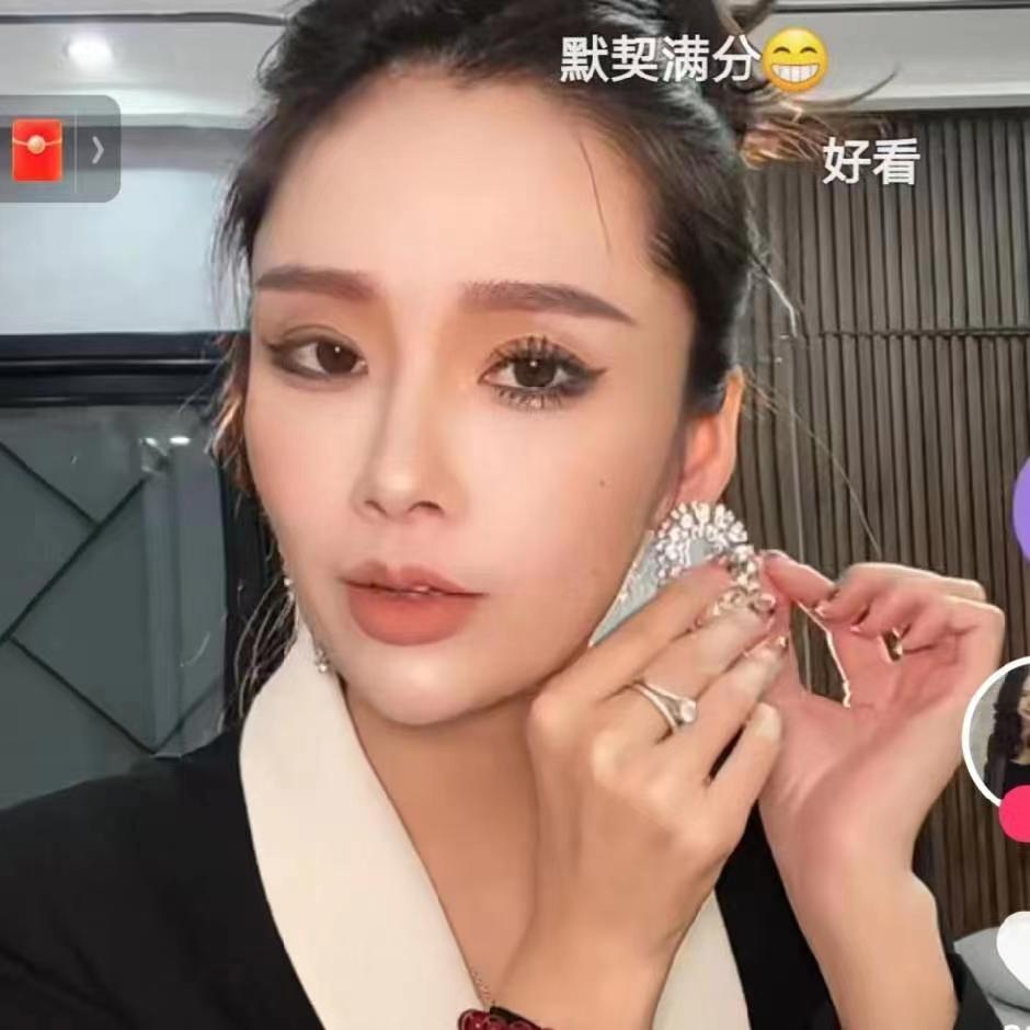 默契满分，好看，主动热情