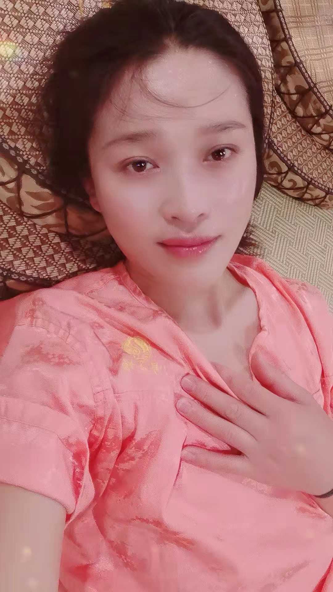 分享一枚温柔体贴的小姐姐