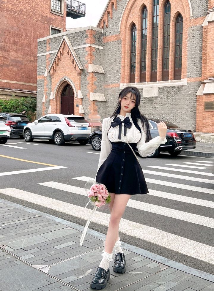 上海美院，身高163体重36d天然巨乳皮肤光泽