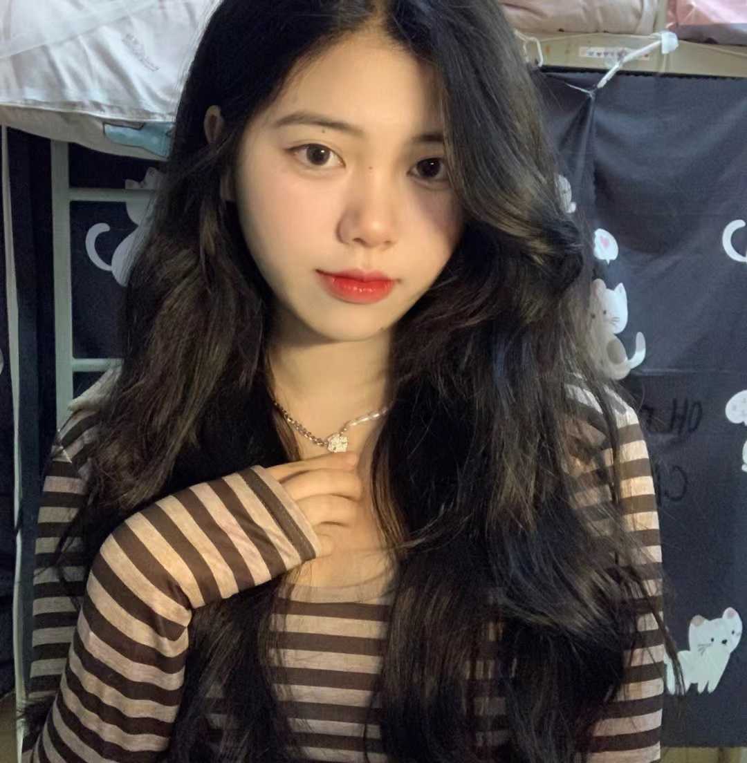 光滑白嫩，手感极佳，床上玩的开