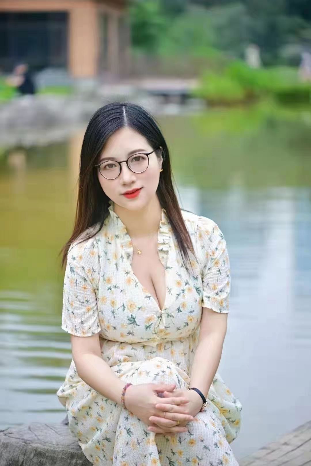 海珠清纯可爱梦瑶