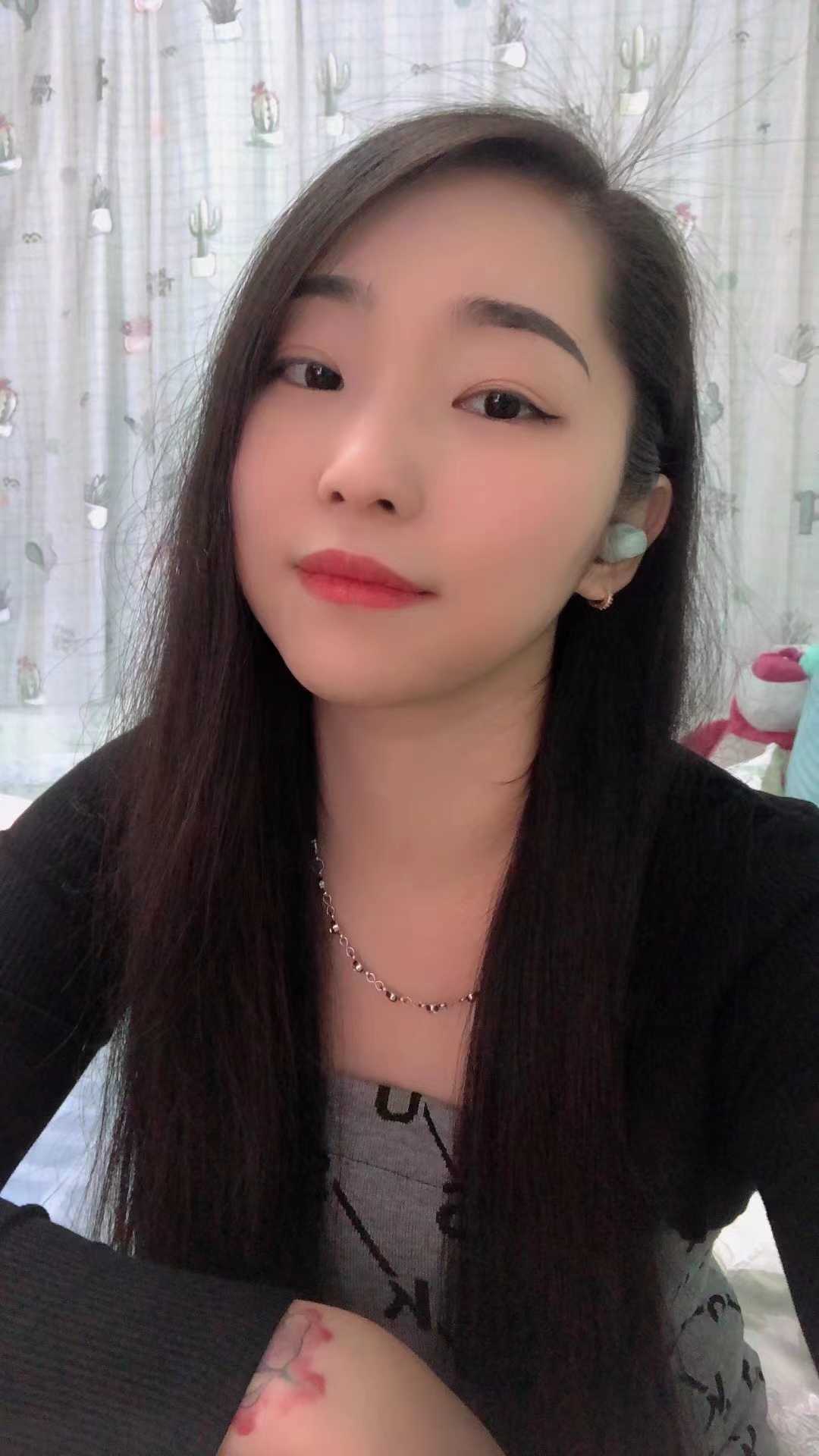 厦门漂亮纹身妹妹