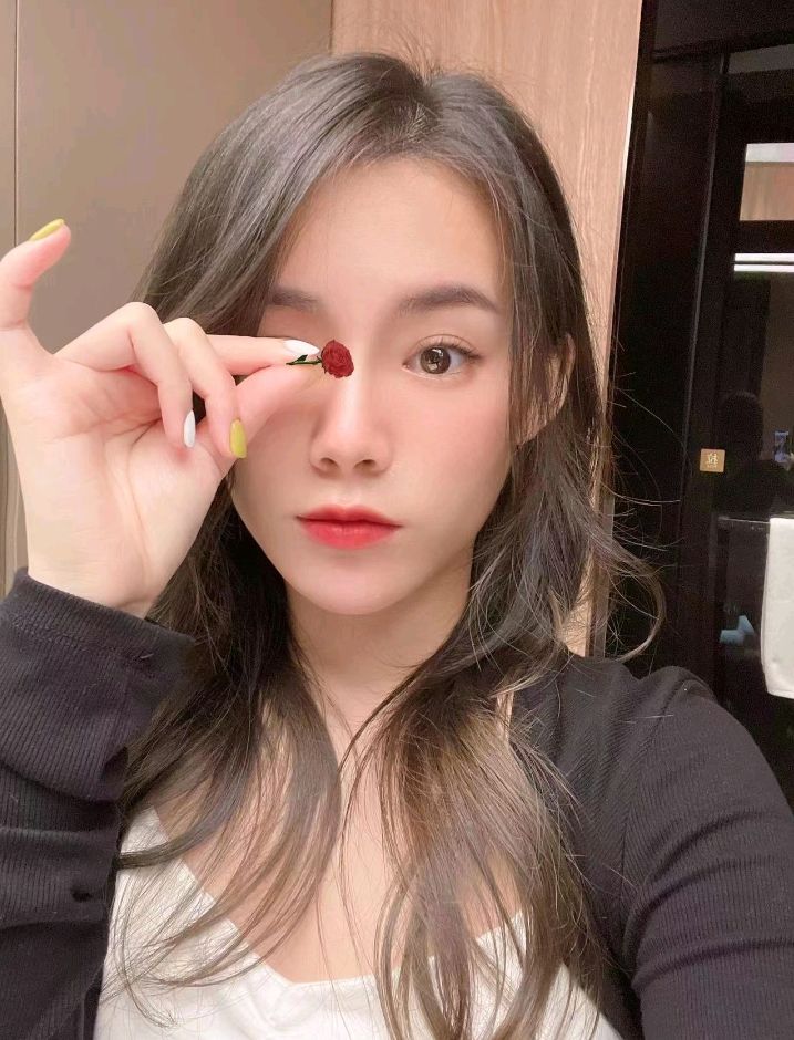 深圳南山身材性感火辣，皮肤白嫩光泽，bb紧