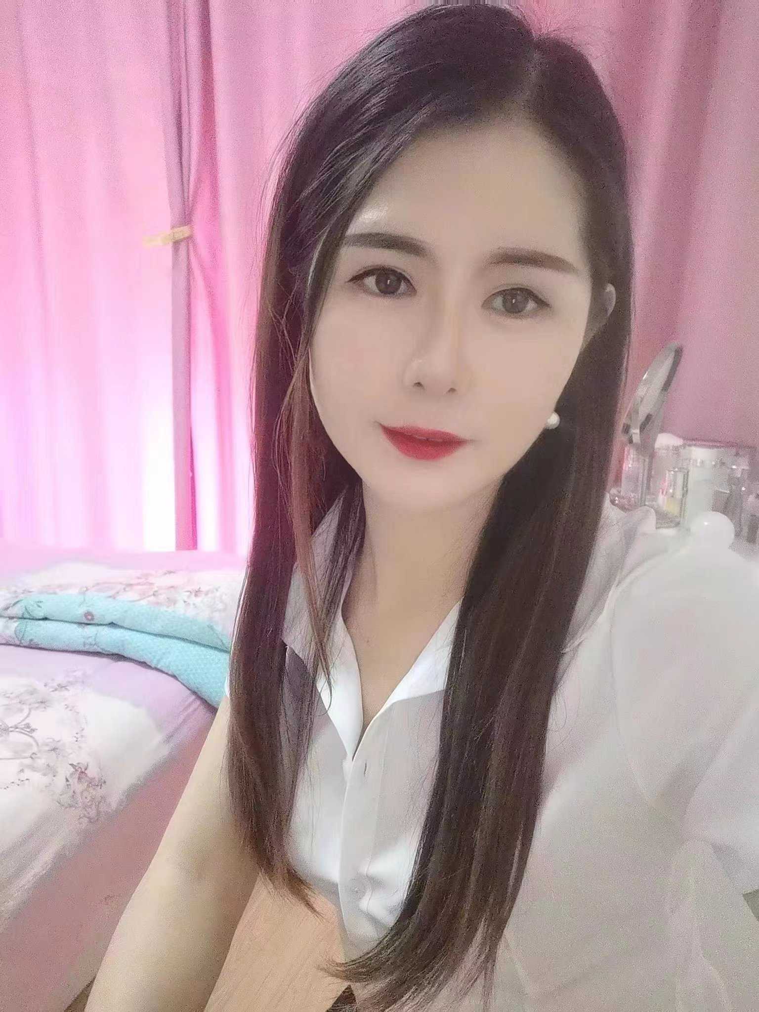 湖南辣妹子一枚