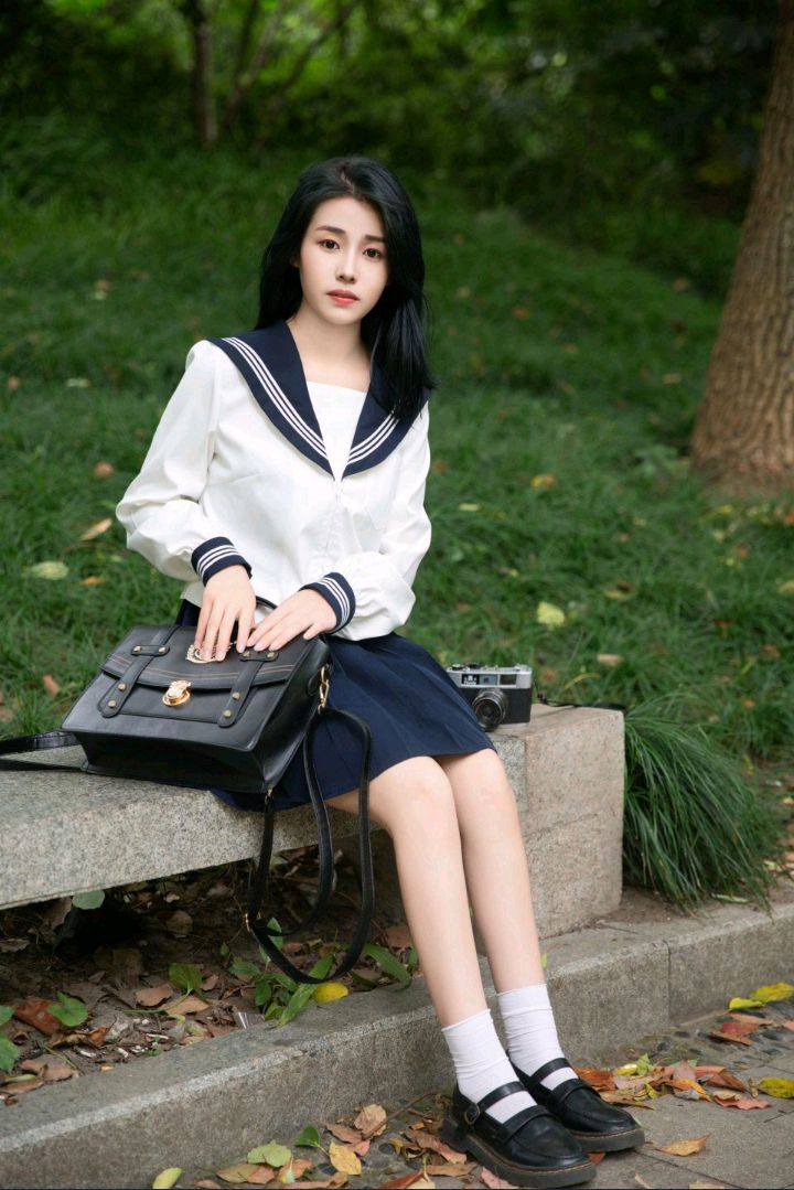 杭州东站00后可爱妹妹