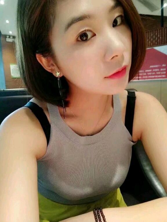 武汉前凸后翘小蜜臀