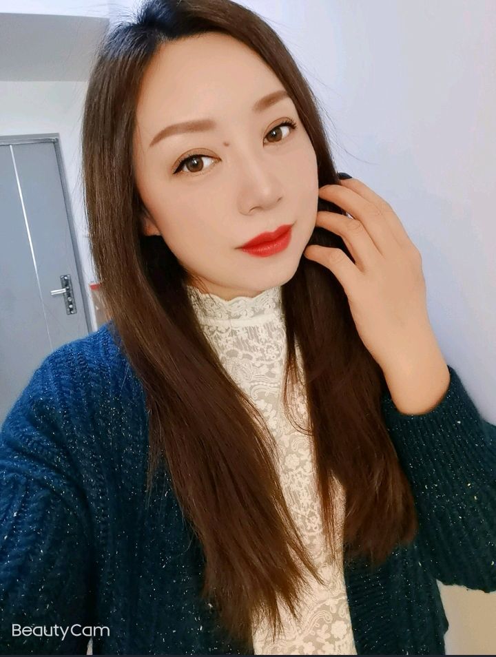 昆明风Sao小少妇古筝老师