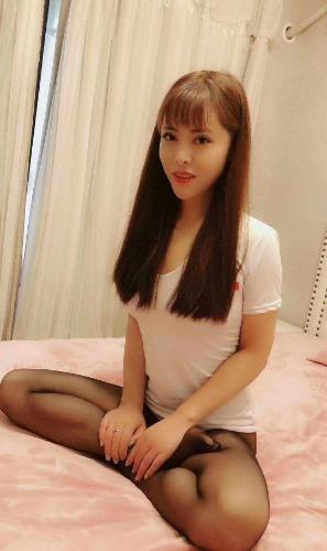 屁股很大很圆后入真的很爽