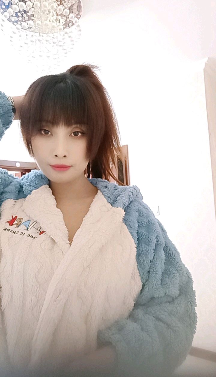 哈尔滨樱花小姐姐