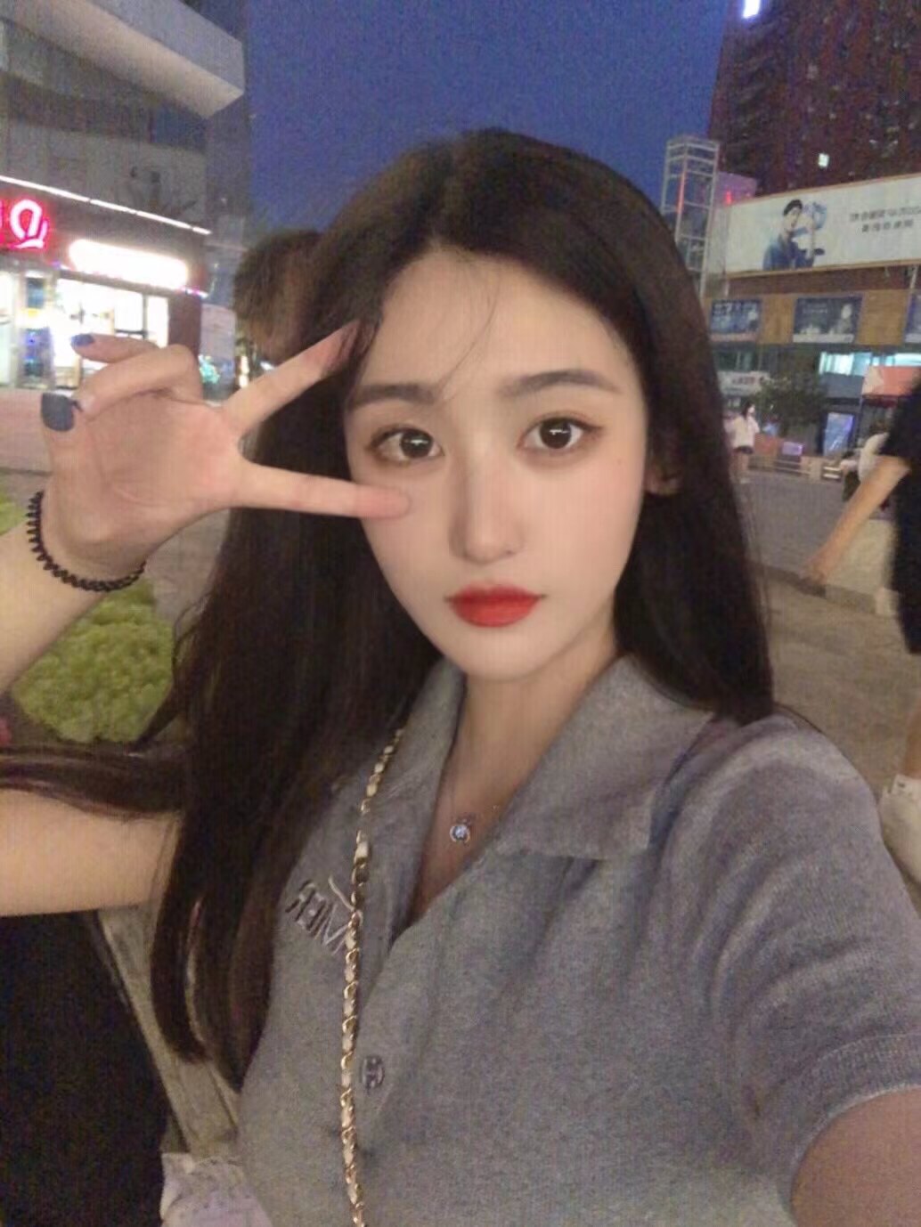 服务系妹子貂蝉