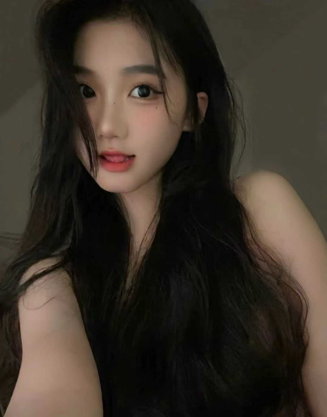 年轻漂亮粉嫩，技术熟练