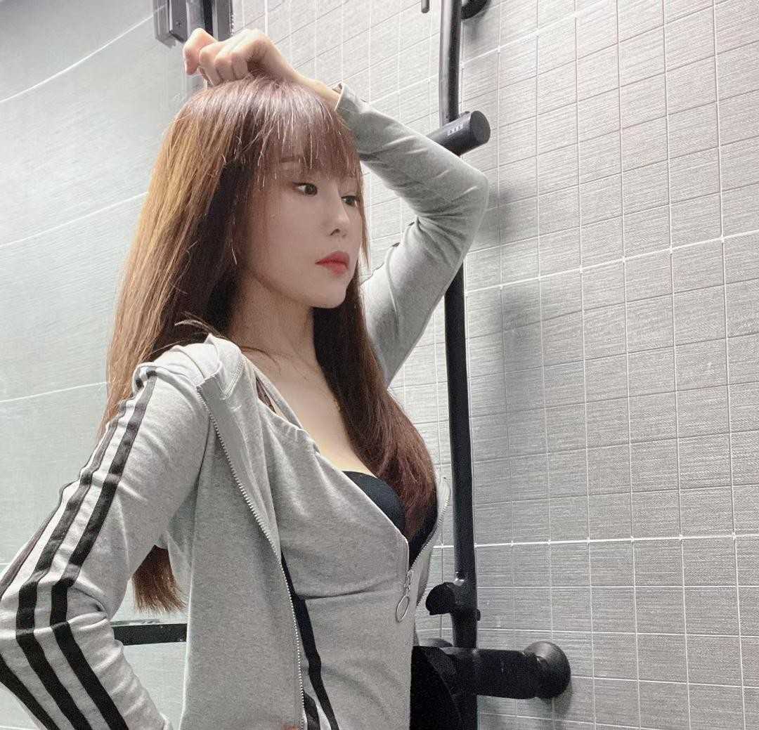 江宁小野猫，服务系妹子