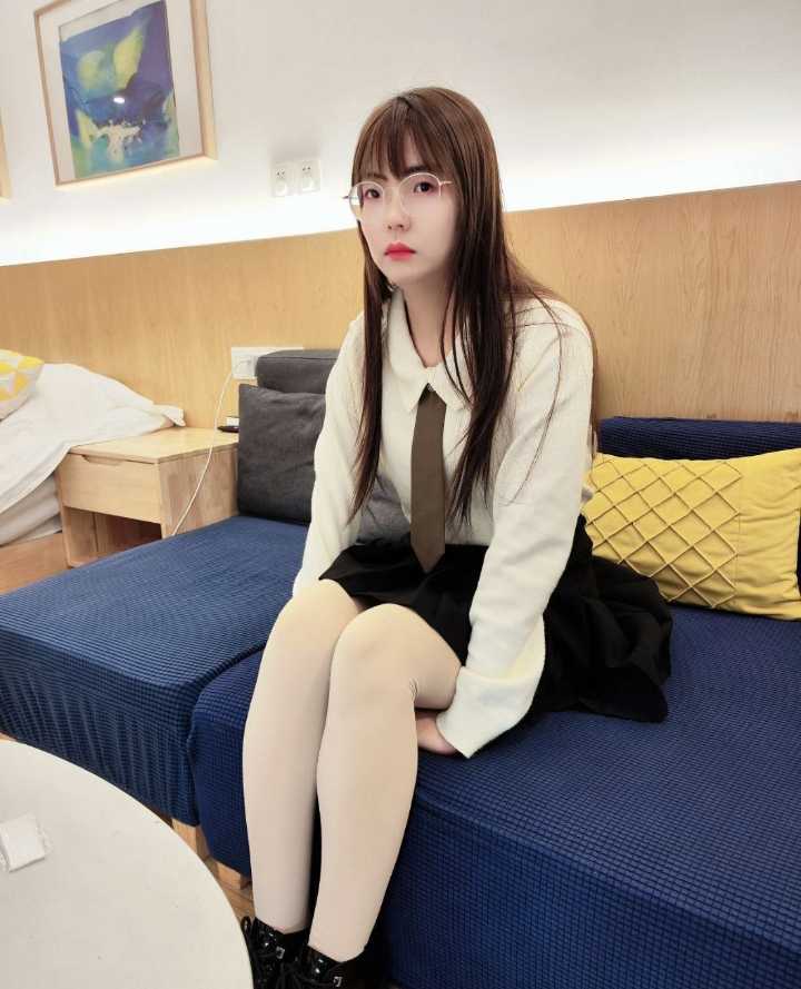 闵行自聊自做妹子