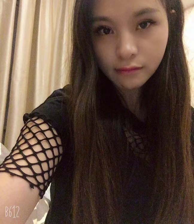 汉口火车站娇小少妇
