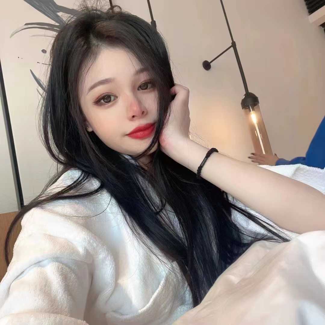 口的很卖力也很温柔