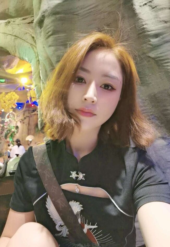 重庆文艺性感小姐姐