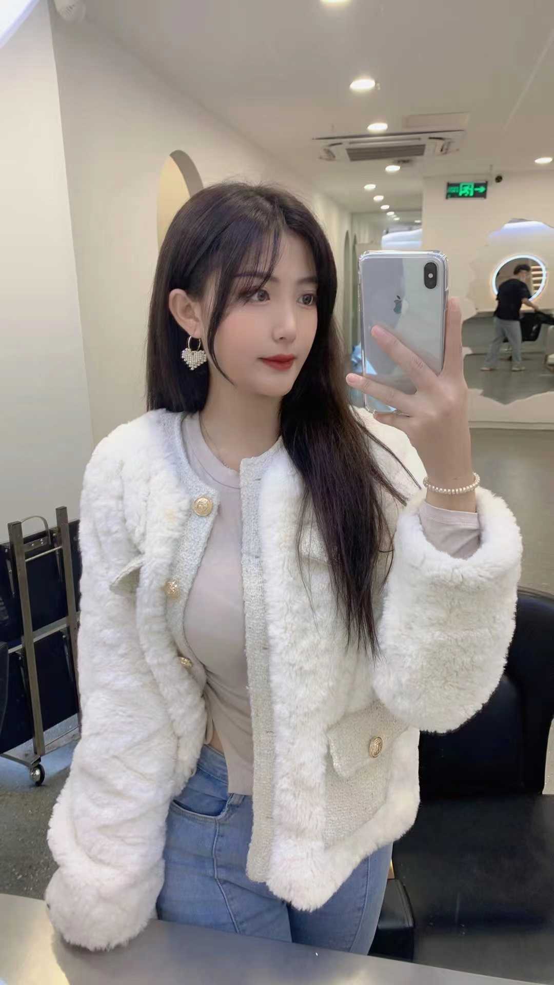 服务多，我就喜欢的就是她的臀推