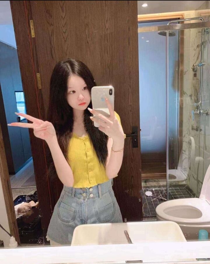 重庆软萌萝莉学生妹