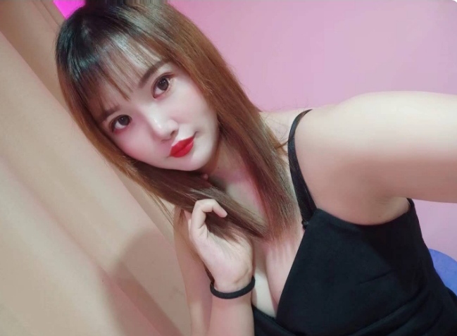 龙岗区奶子大大的SaoB