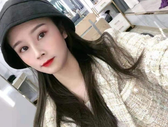 龙岗区洋洋小美女