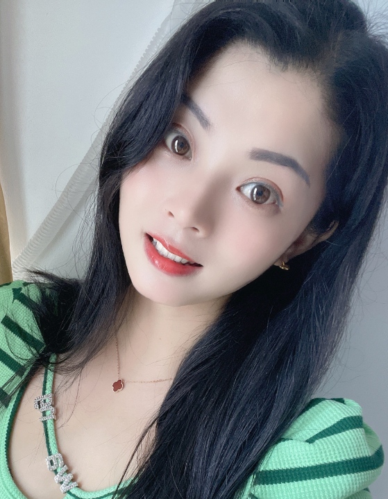 子涵小姐姐很舒服