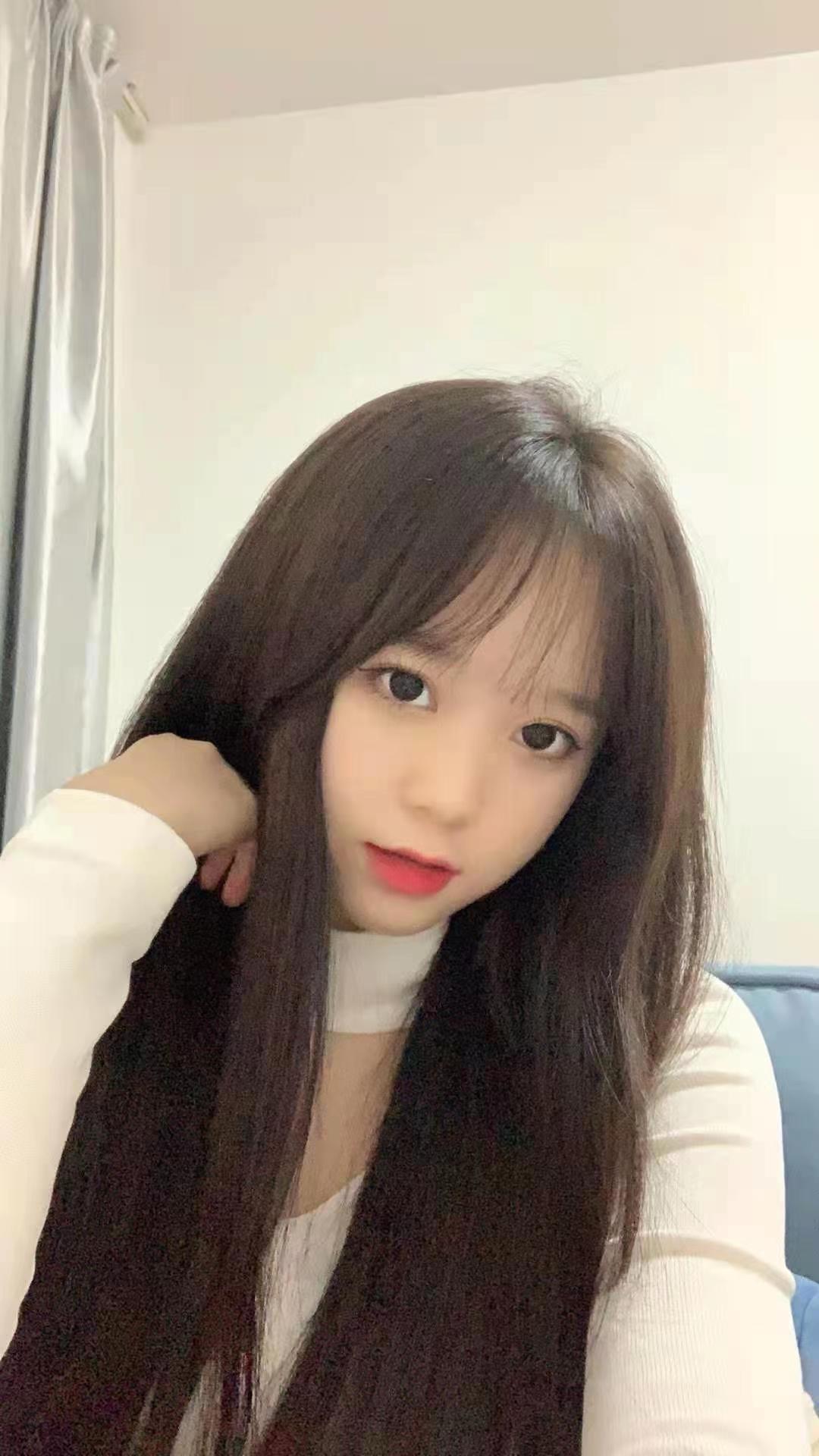 妹妹年轻粉嫩，服务小能手