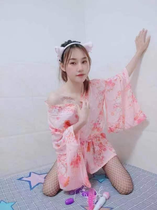 态度好，性感火辣，叫声销魂