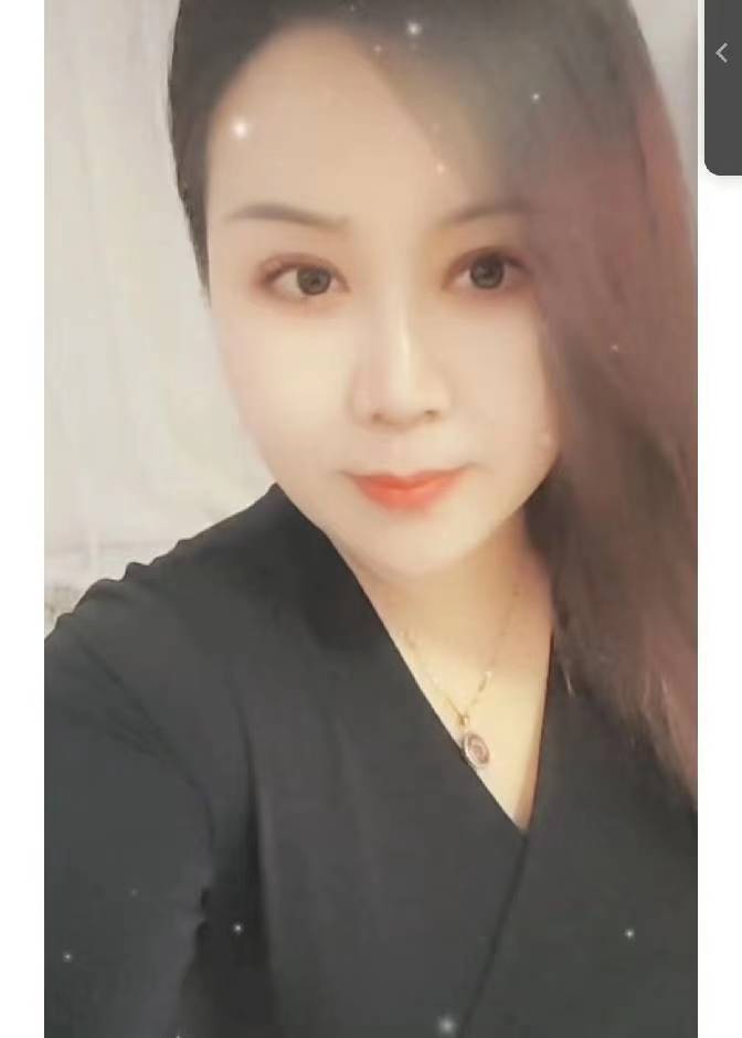 服务多多的丰满少妇