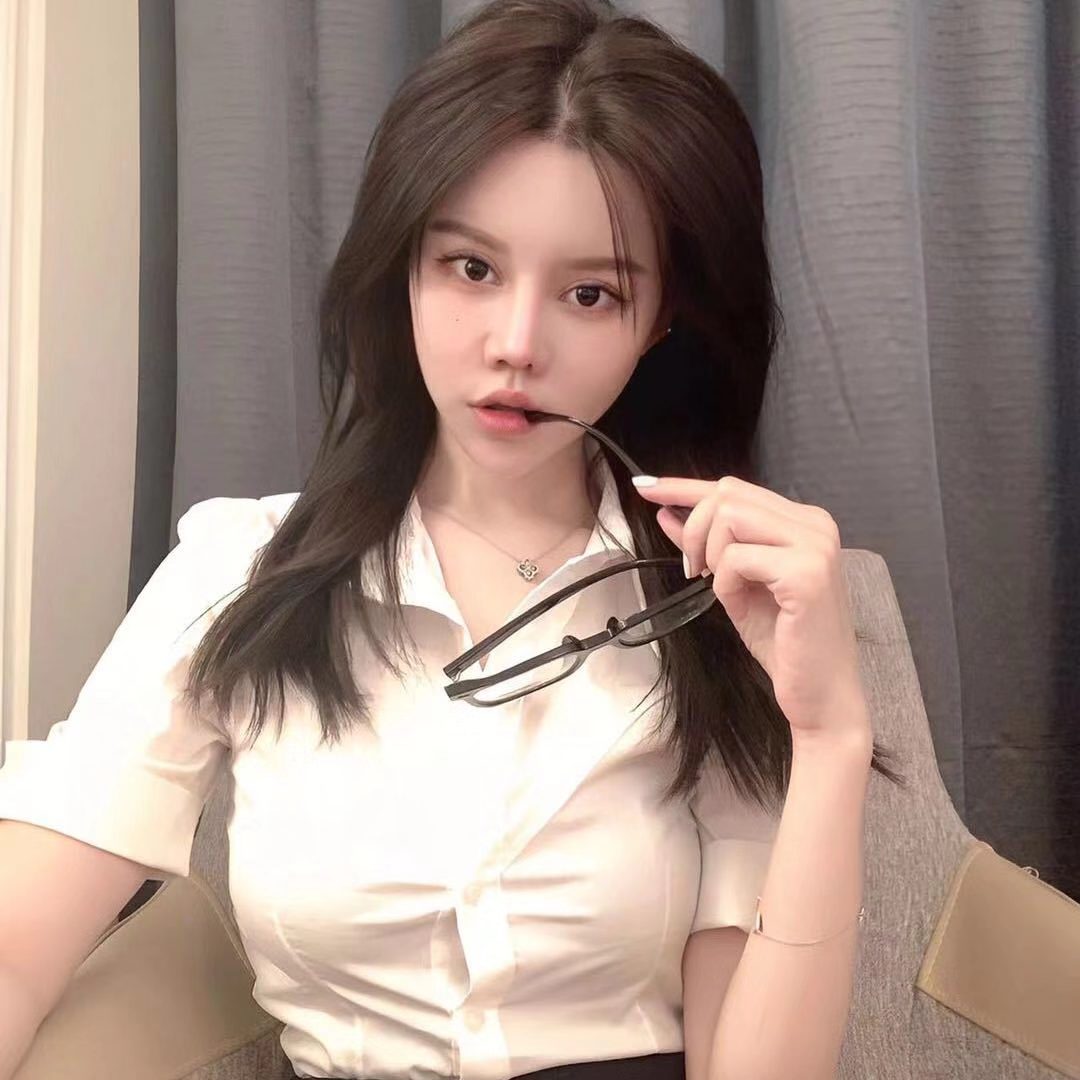 洪山区光谷萌妹子