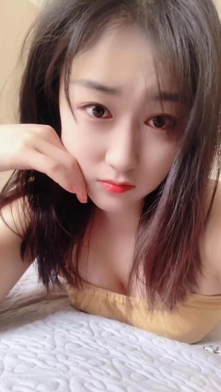 雪儿妹妹 身材颜值都不错 期待再约一次