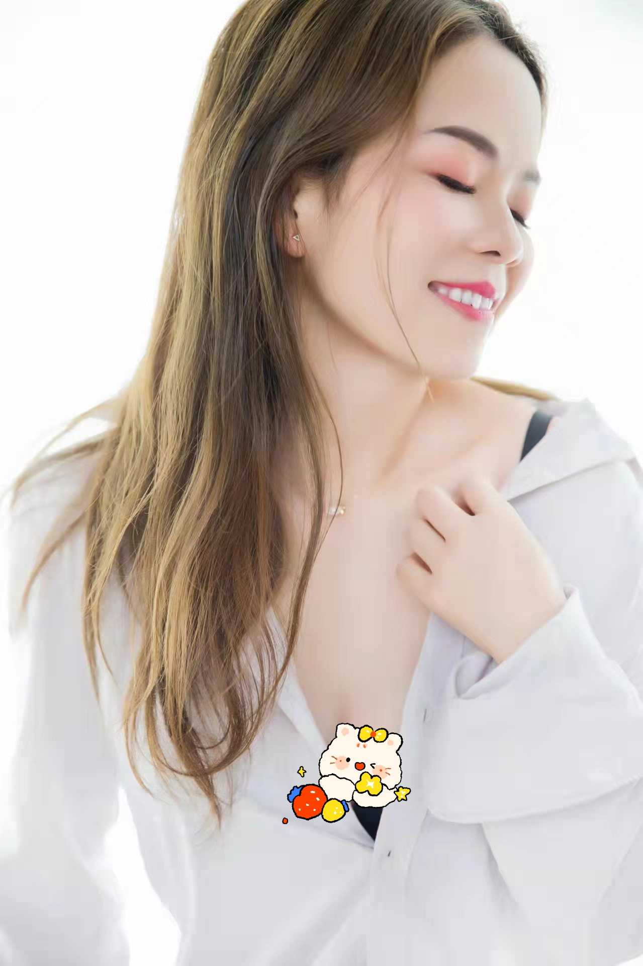 娇小玲珑月亮心