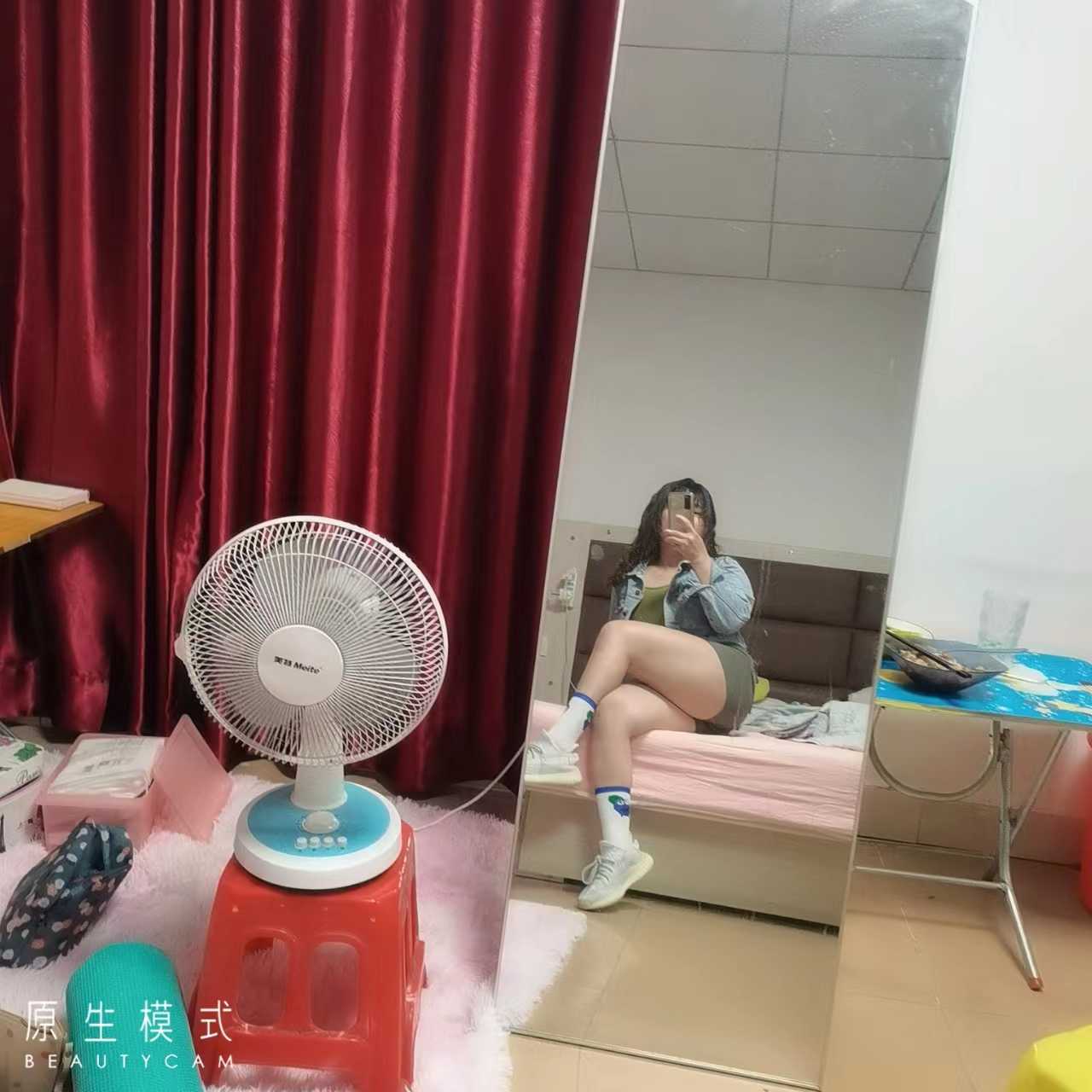 小榄蜜桃臀妹子