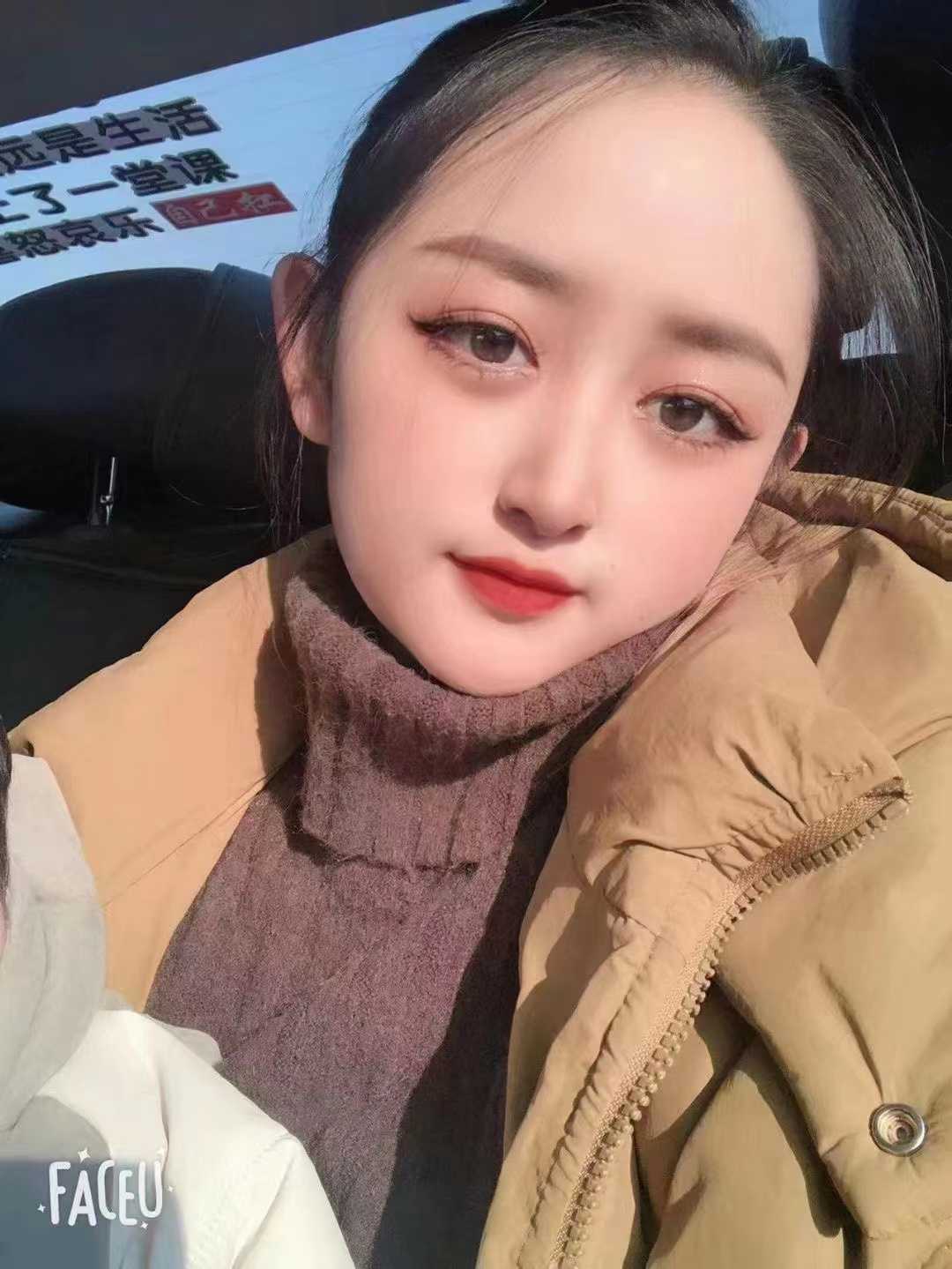 bb很sao，水分多，很润滑