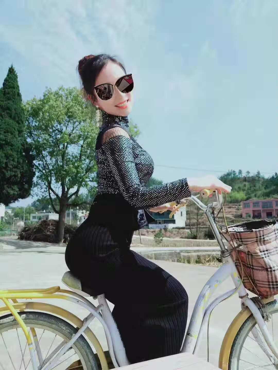 服务系风韵少妇