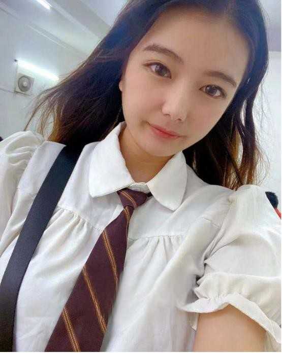 广州番禺大胸嫩妹值得试试