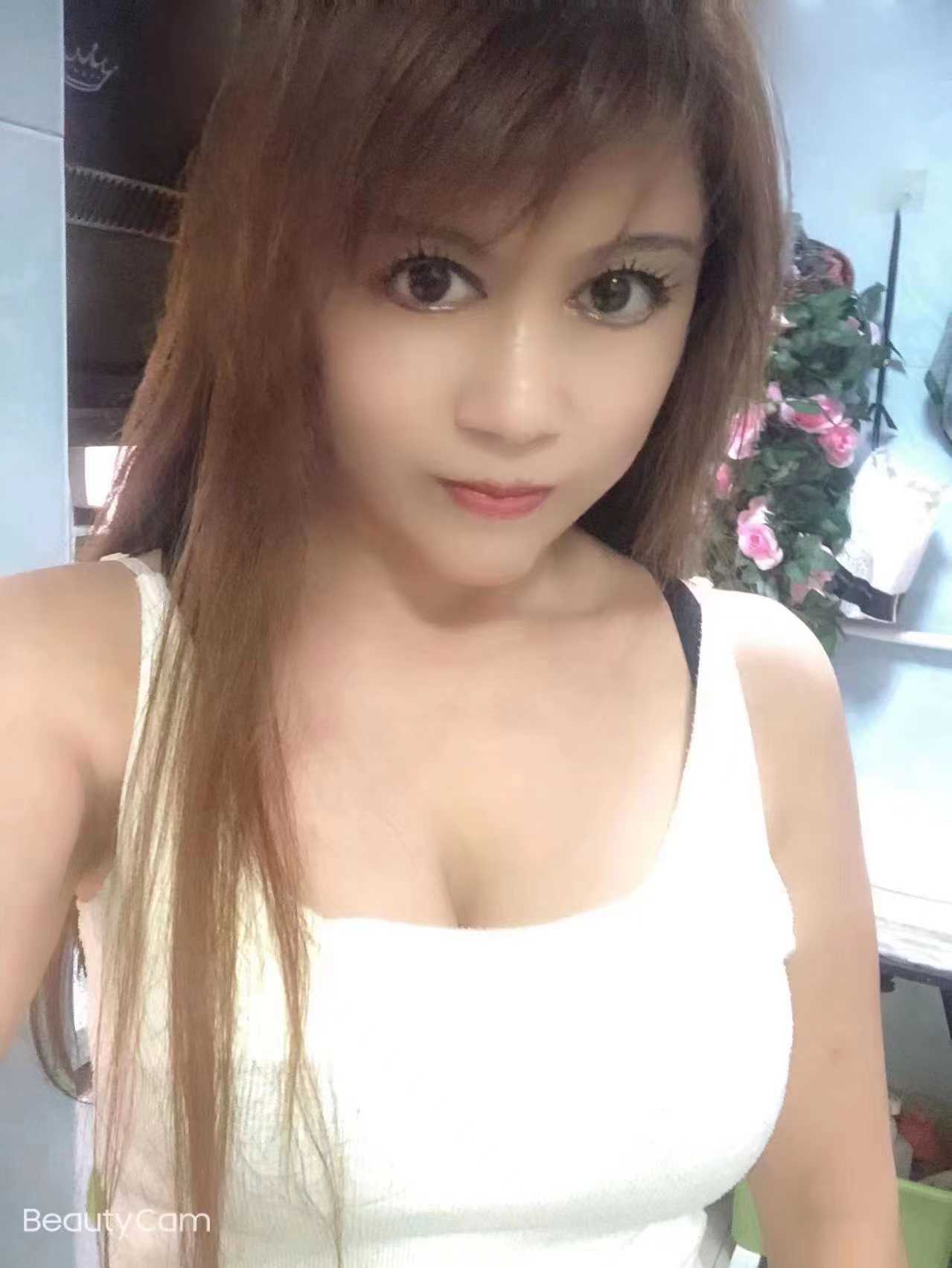 服务系风韵妹子五月