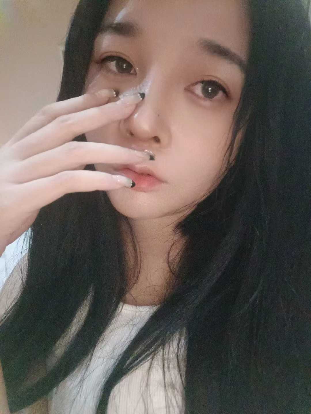 服务系清纯妹子青柚