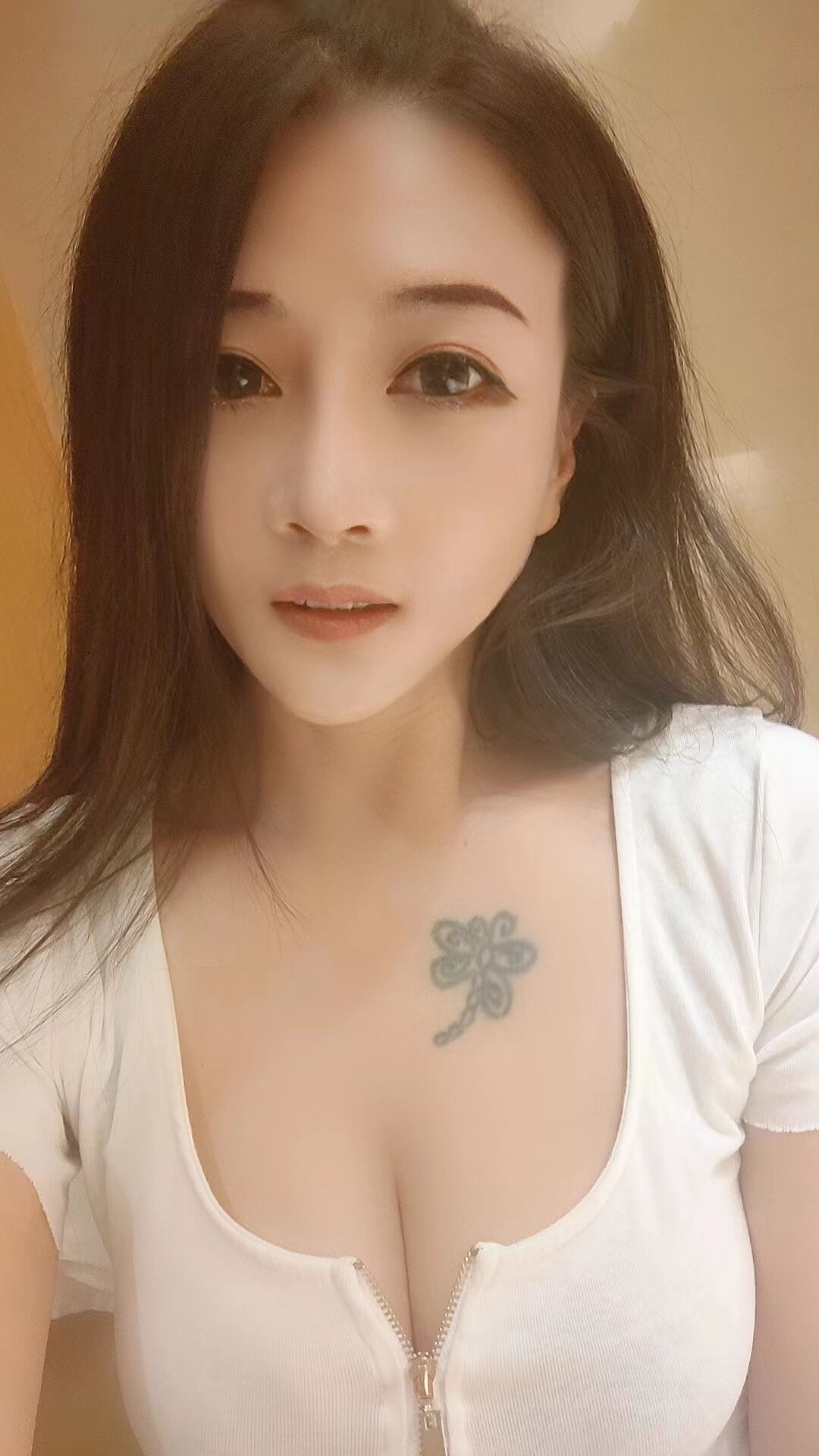 高颜值有气质妹妹