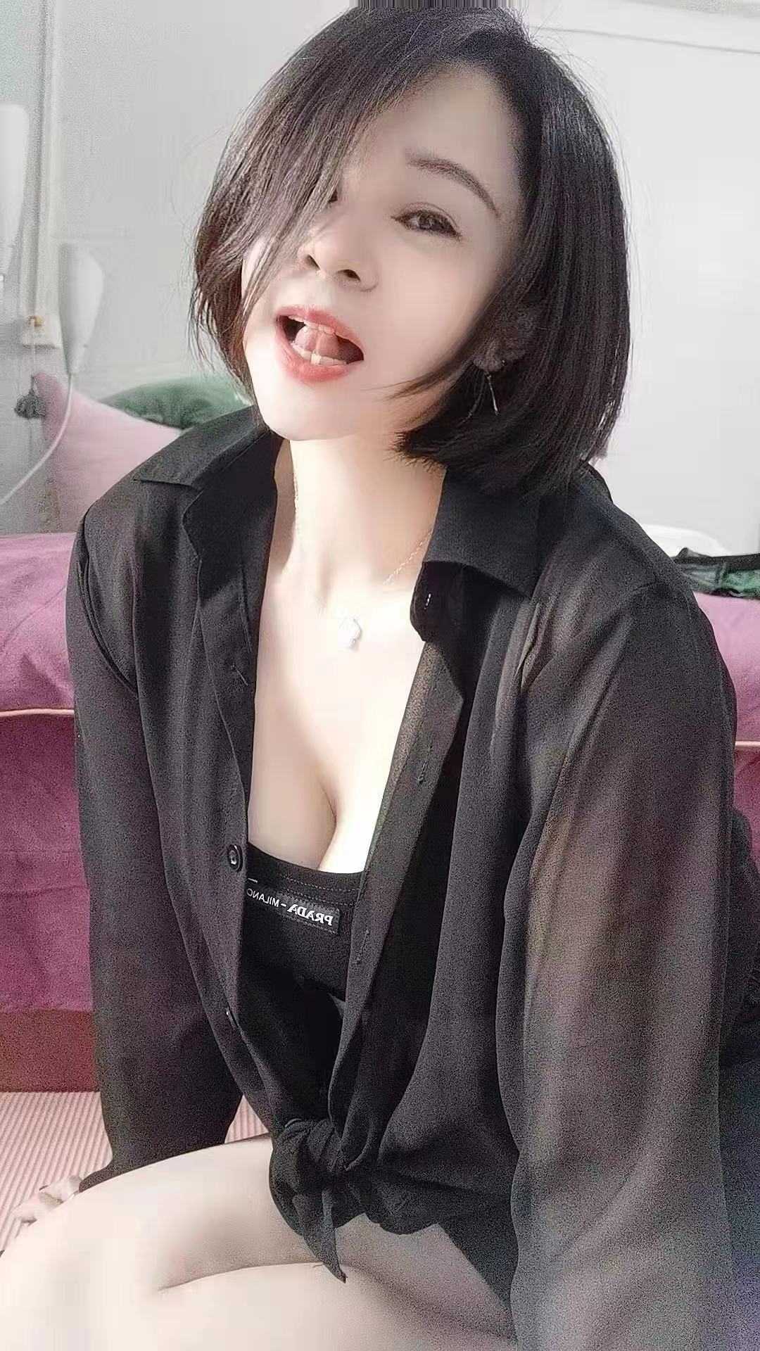 服务系风韵妹子