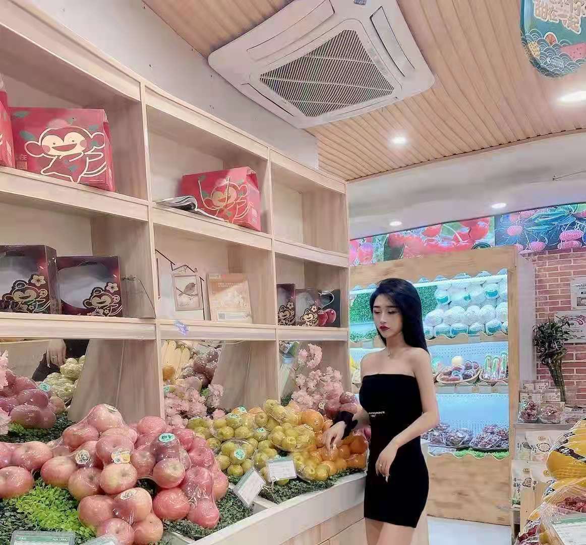 服务系萌妹子梦琪