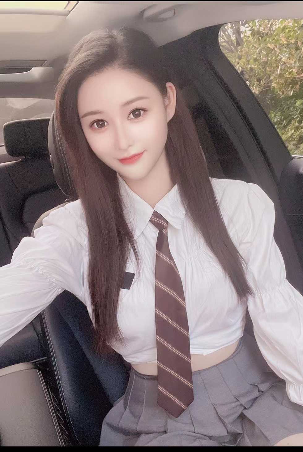 西乡甜美的美眉