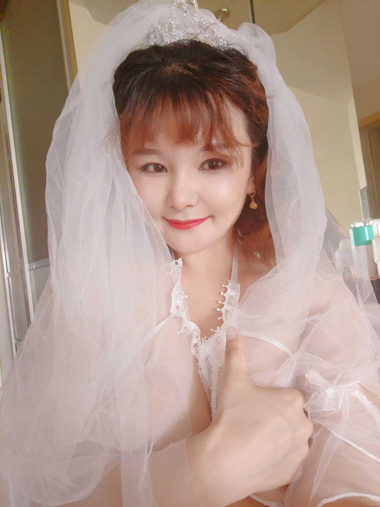 服务系风韵少妇