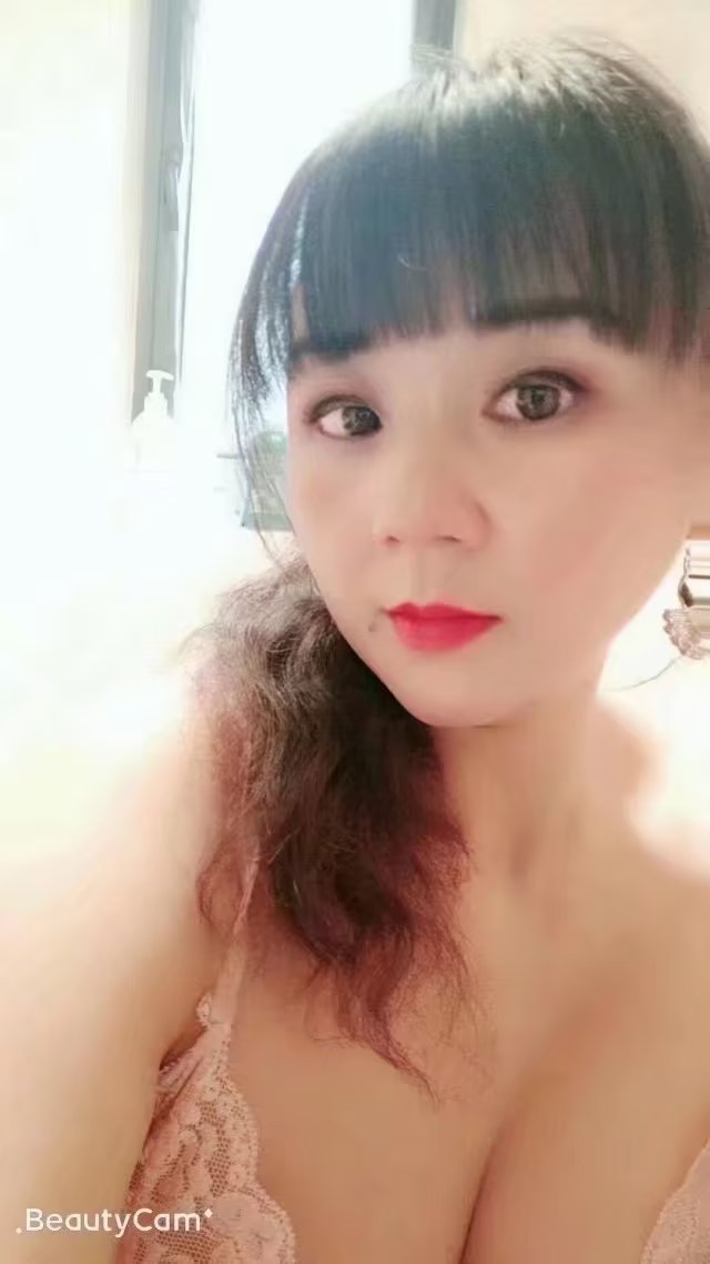 青羊区可三通的大胸熟女