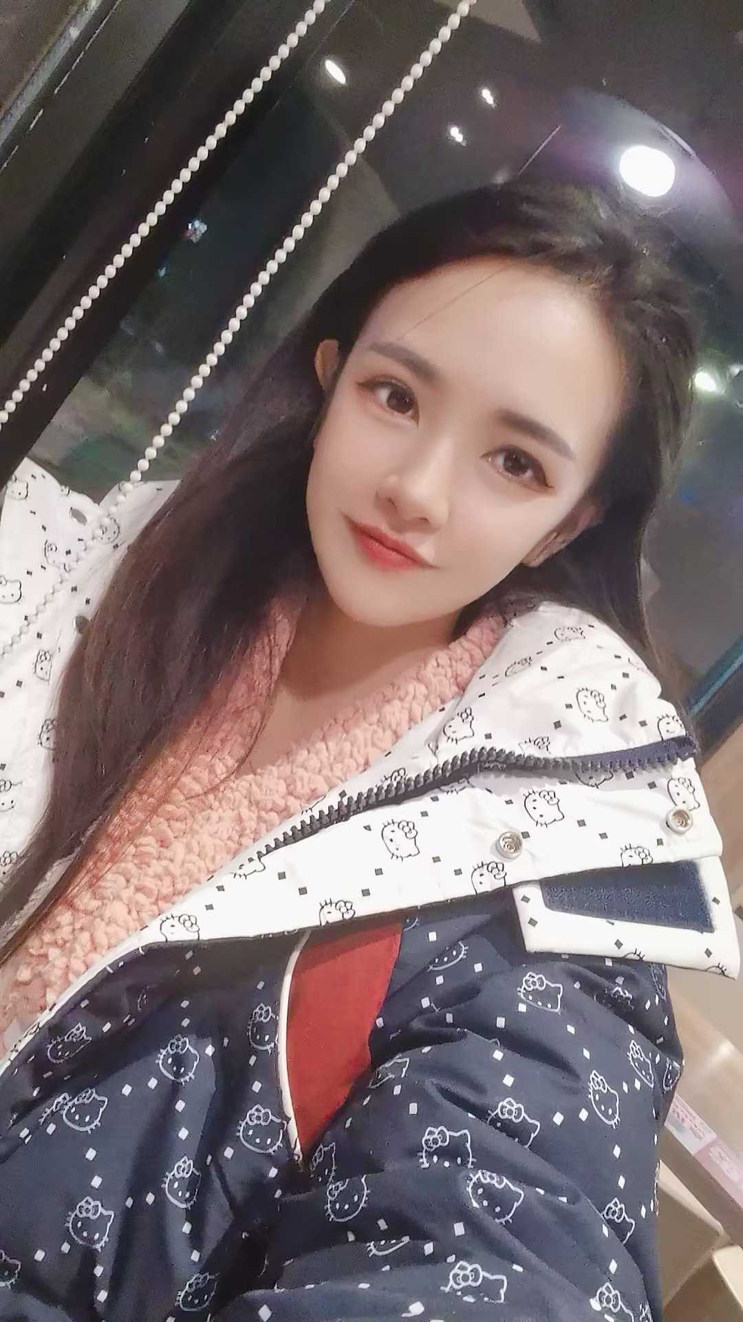 漂亮妹子中南小梨子