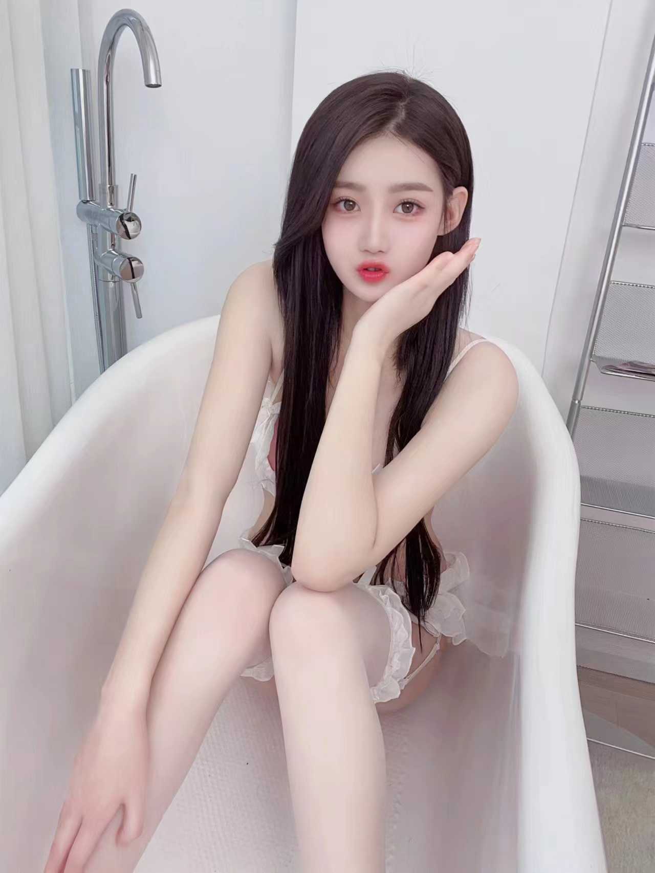 今天开发了一个90分小妹妹