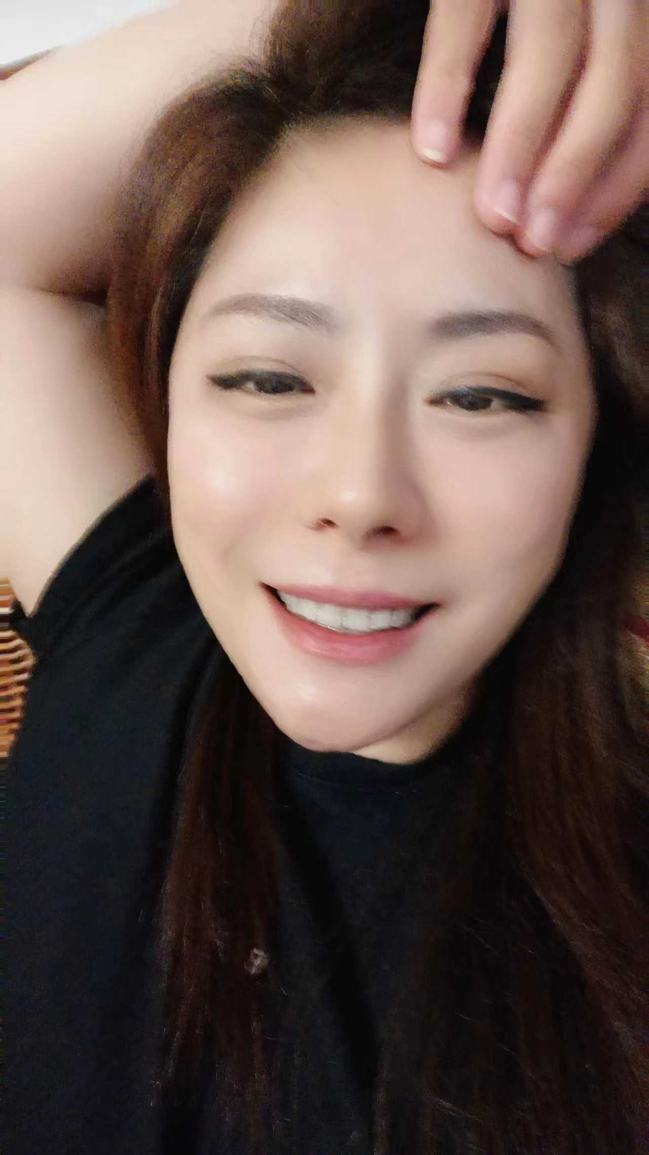 妹子的KH很好，全程温柔不机车