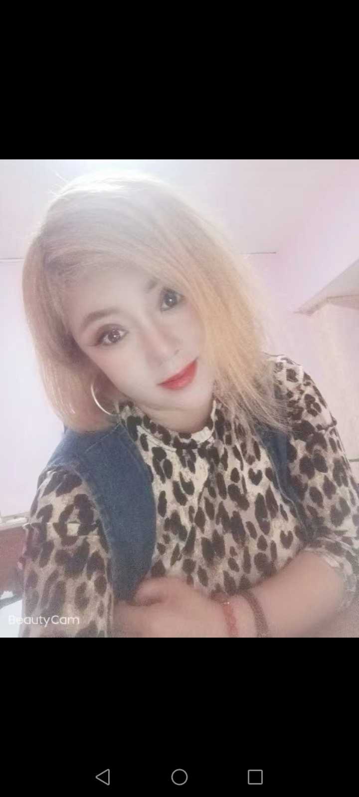 服务系风韵少妇