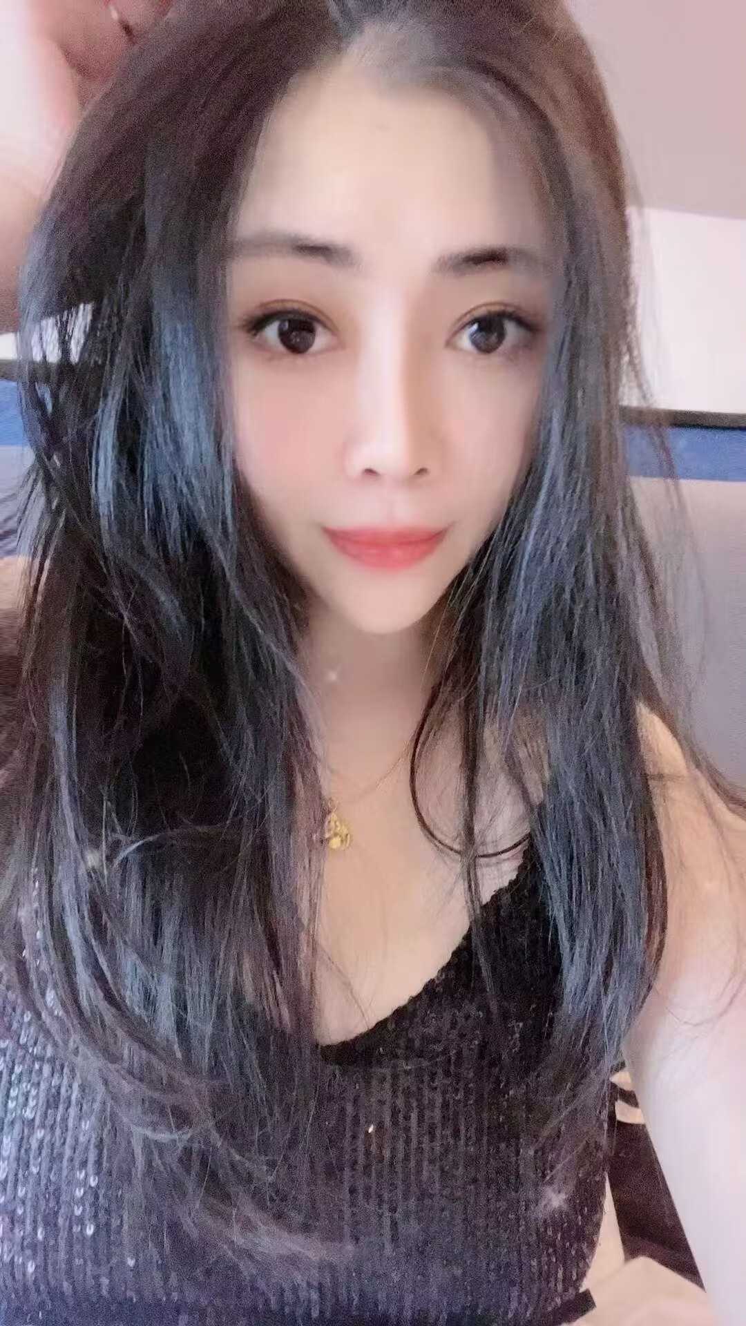 海珠gs大胸秋秋